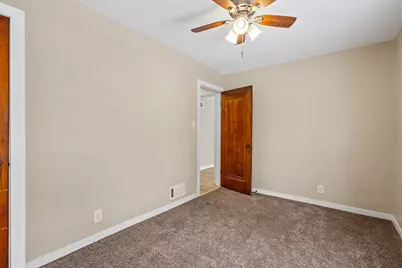 314 N Cline Avenue, Griffith, IN 46319 - Photo 15