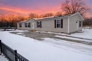 2670 Allen St, Lake Station, IN 46405 - Photo 19