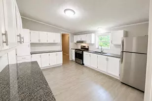 2670 Allen St, Lake Station, IN 46405 - Photo 5