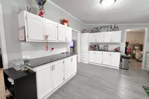 2670 Allen St, Lake Station, IN 46405 - Photo 9