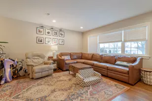 3230 Garfield Ave, Highland, IN 46322 - Photo 3