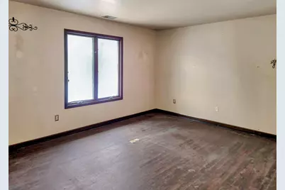 1538 Lake Street, Hobart, IN 46342 - Photo 11