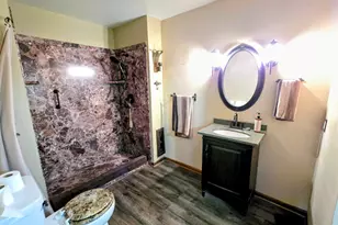 1538 Lake St, Hobart, IN 46342 - Photo 7