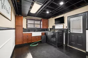 1429 W 74th Pl, Merrillville, IN 46410 - Photo 15