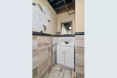 1429 W 74th Place, Merrillville, IN 46410 - Photo 17