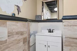 1429 W 74th Pl, Merrillville, IN 46410 - Photo 17