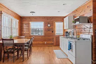 292 Grayson Rd, La Porte, IN 46350 - Photo 5