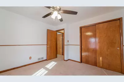 9441 S State Line Road, Dyer, IN 46311 - Photo 23