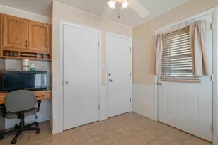 9441 S State Line Rd, Dyer, IN 46311 - Photo 7