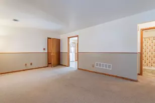 9441 S State Line Rd, Dyer, IN 46311 - Photo 15