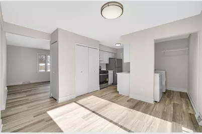 1409 E North Street, Hobart, IN 46342 - Photo 5