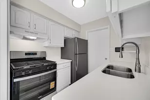 1409 E North St, Hobart, IN 46342 - Photo 7