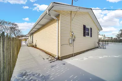 1409 E North Street, Hobart, IN 46342 - Photo 21