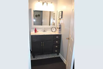 9090 Norris Drive, Hobart, IN 46342 - Photo 15