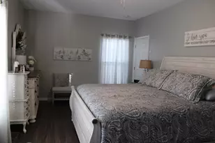 9090 Norris Dr, Hobart, IN 46342 - Photo 11