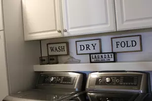 9090 Norris Dr, Hobart, IN 46342 - Photo 17