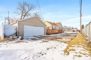 2736 Norman St, Highland, IN 46322 - Photo 15