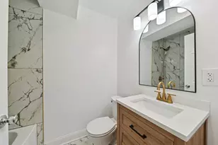 984 Stevenson St, Gary, IN 46406 - Photo 9