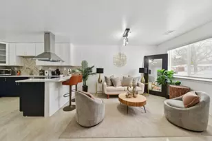 984 Stevenson St, Gary, IN 46406 - Photo 3