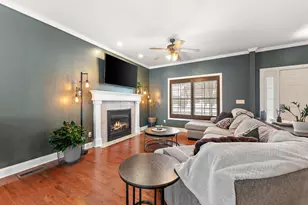 3302 Kestrel St, Valparaiso, IN 46383 - Photo 7