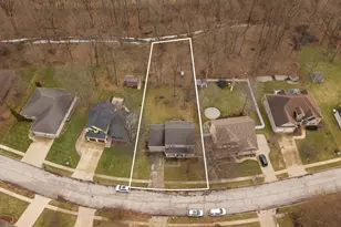 3302 Kestrel St, Valparaiso, IN 46383 - Photo 3