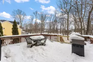 3302 Kestrel St, Valparaiso, IN 46383 - Photo 31