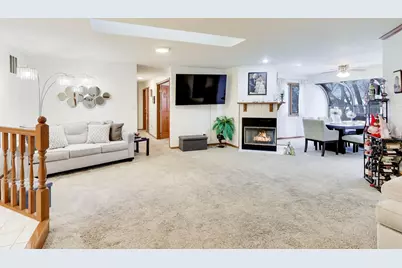 726 Knoxbury Lane #3, Schererville, IN 46375 - Photo 9