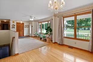 1 E Jeflynn Ct, Kouts, IN 46347 - Photo 15