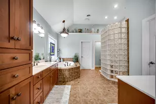 272 Bruntsfield Ct, Valparaiso, IN 46385 - Photo 23