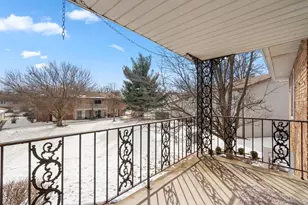 1819 Burgundy St, Schererville, IN 46375 - Photo 31