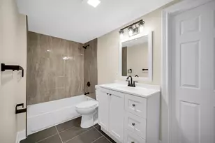 755 Johnson St, Gary, IN 46402 - Photo 25