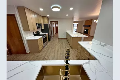 8440 Van Buren Court, Munster, IN 46321 - Photo 15