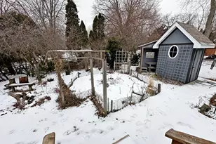 8440 Van Buren Ct, Munster, IN 46321 - Photo 43