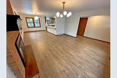 8440 Van Buren Court, Munster, IN 46321 - Photo 7