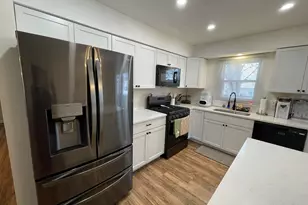 6178 Abercorn Ave, Portage, IN 46368 - Photo 3