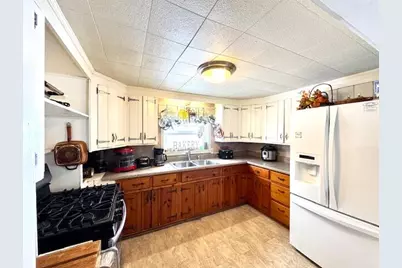 551 E Mound Street, Knox, IN 46534 - Photo 5