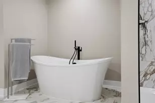 8201 Castle Dr, Munster, IN 46321 - Photo 33