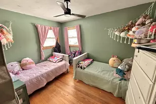 1212 Devonshire St, Hobart, IN 46342 - Photo 5