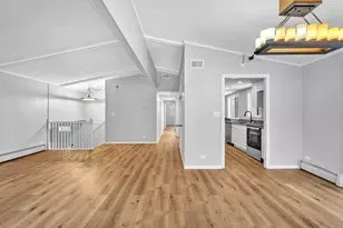 831 Opal Dr, Valparaiso, IN 46383 - Photo 3