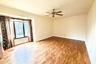 1439 Elm Ct, Schererville, IN 46375 - Photo 11