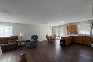 1622 N Circle View Ln, La Porte, IN 46350 - Photo 7