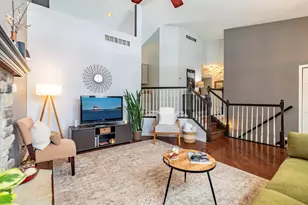 17 Browning Ln, Valparaiso, IN 46383 - Photo 9