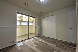 2302 Yorktowne Dr, Valparaiso, IN 46383 - Photo 15