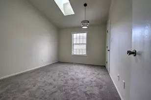 2302 Yorktowne Dr, Valparaiso, IN 46383 - Photo 21