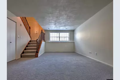 2302 Yorktowne Drive, Valparaiso, IN 46383 - Photo 9