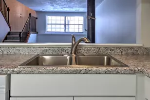 2302 Yorktowne Dr, Valparaiso, IN 46383 - Photo 13