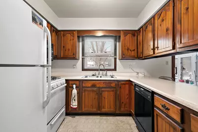 2104 Dunwoody Drive, Valparaiso, IN 46383 - Photo 7