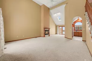 1341 W 94th Ct, Crown Point, IN 46307 - Photo 5