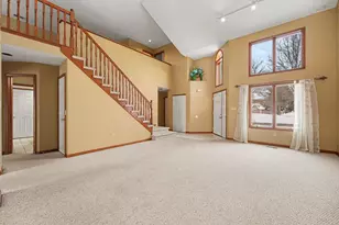 1341 W 94th Ct, Crown Point, IN 46307 - Photo 7