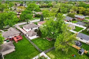 7845 Van Buren Ave, Munster, IN 46321 - Photo 39
